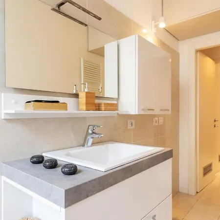 Hajeck Flexyrent - A.c. Wifi Apartament Mediolan